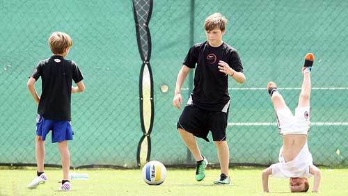 小貝愛女首曝光 “小七”姓名來源揭曉