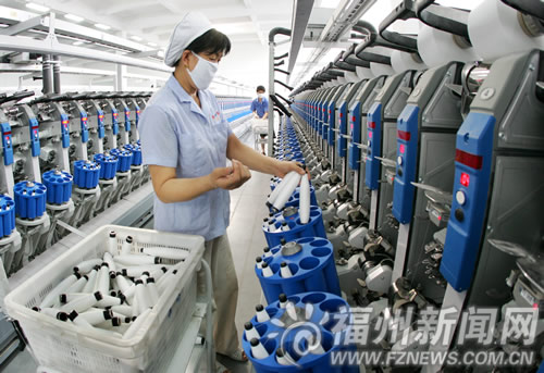 初夏榕五大戰(zhàn)役亮點(diǎn)紛呈　抓龍頭項(xiàng)目鑄產(chǎn)業(yè)鏈條
