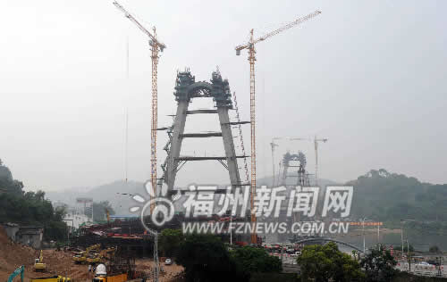 淮安大橋主塔建設(shè)進(jìn)入沖刺階段 預(yù)計(jì)9月完成封頂