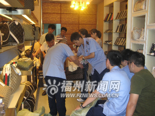長樂查獲近千件假冒LV和香奈兒　標(biāo)價金額約45萬