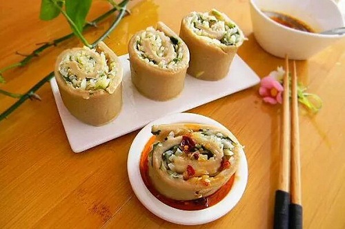 Foods made using hulless oat flour