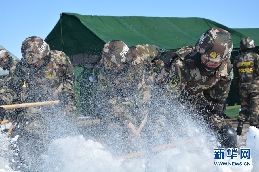 Border forces conduct exercise maneuvers in Hulunbuir
