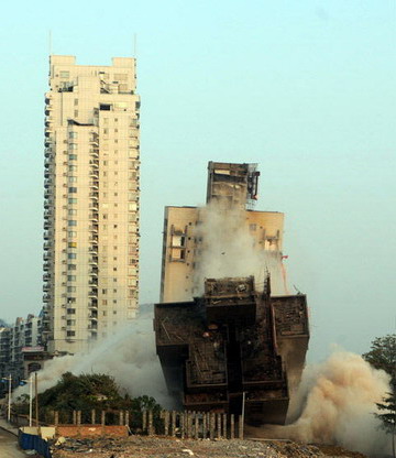 Failed complex demolition in Guangxi