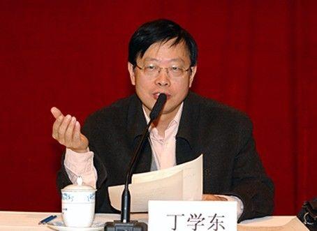 丁學(xué)東出任中投董事長(zhǎng):為人低調(diào) 作風(fēng)平實(shí)（圖）