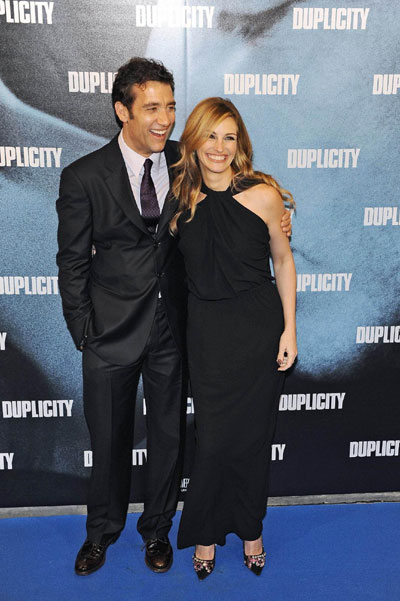 Julia Roberts attends premiere of