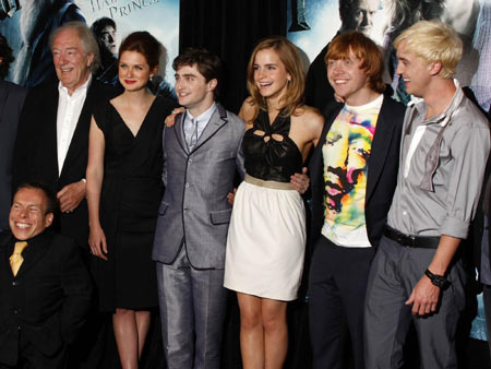 Cast memebers at premiere of 