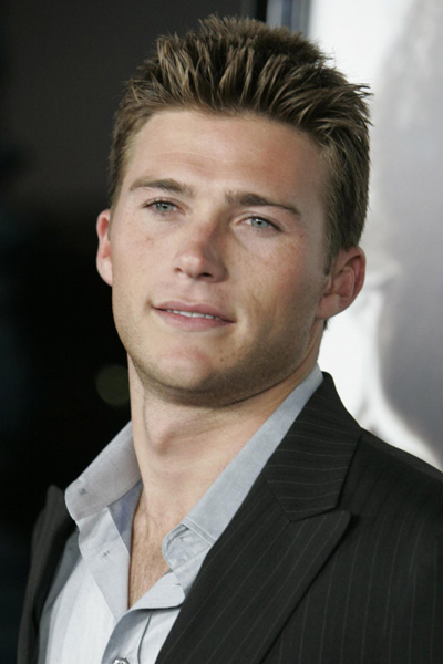 Celebs arrive at L.A. premiere of Clint Eastwood's film