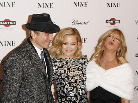Nicole Kidman,Cruz and Hudson arrive at the premiere of the film