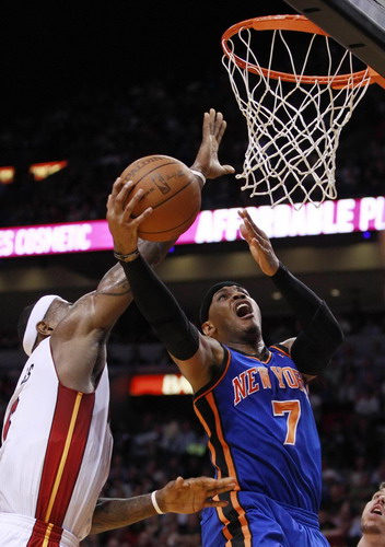 Knicks cool off Heat to confirm arrival as contender