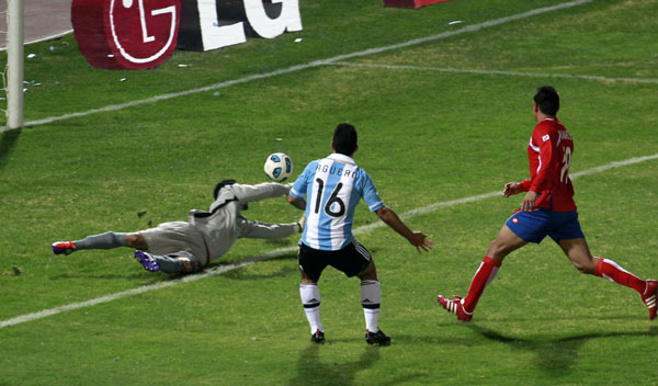 Messi-inspired Argentina come to life with 3-0 win Messi-inspired Argentina come to life with 3-0 win