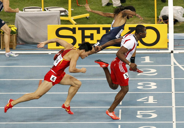Robles stripped of 110m hurdles gold Robles stripped of 110m hurdles gold