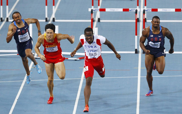 Robles stripped of 110m hurdles gold Robles stripped of 110m hurdles gold