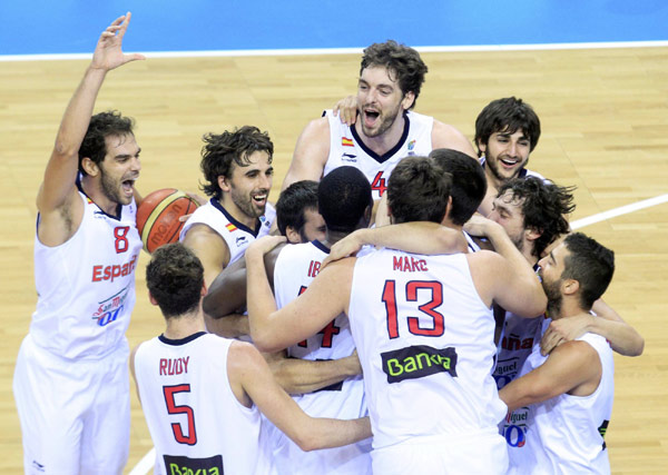 Spain retain European basketball title Spain retain European basketball title