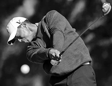 Former world No 1 Tiger Woods is chasing his first win in more than two years, but his colleagues on the US PGA Tour say he's looking more and more like his old, dominant self. Tiger is coming out of the woods say colleagues