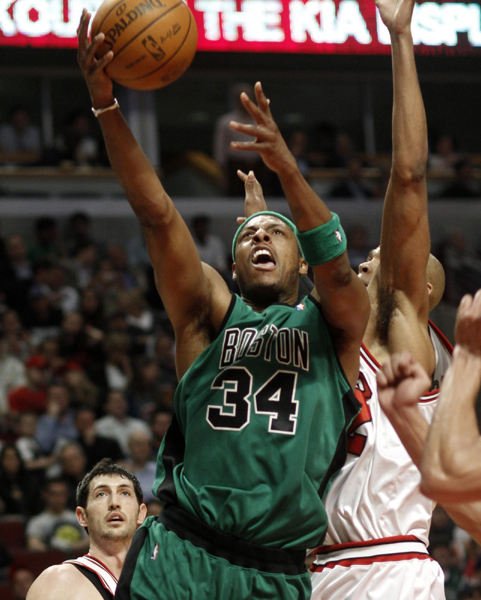 NBA：公牛血戰(zhàn)過(guò)關(guān) 綠衫軍客場(chǎng)失利排名第四