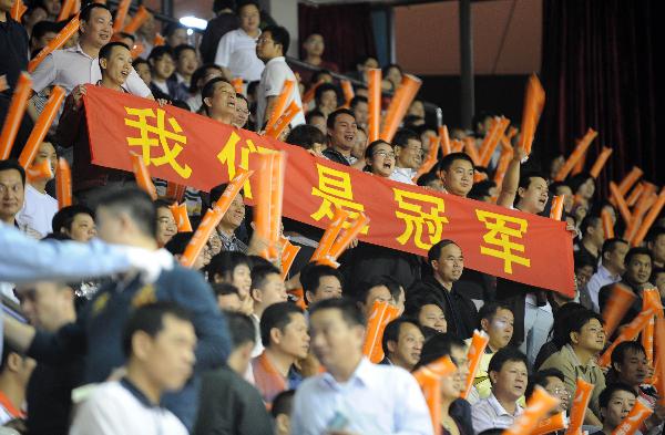 曝廣東奪冠獎金創(chuàng)15年紀錄 全隊分享1600萬