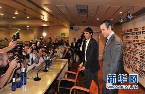 “再見，隊長！”——傳奇勞爾告別皇馬