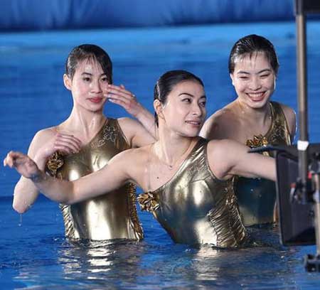 郭晶晶雷人事跡大盤(pán)點(diǎn) 跳水女皇“躺著都中槍”