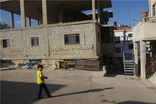 Life in the West Bank behind the wall