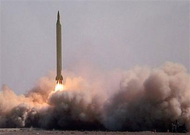 A top Iranian military official said Tuesday the country can now defend itself against any invasion originating from outside the region �� a clear reference to the United States �� as it tested a second new radar-avoiding missile. 