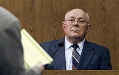 Ex-Nazi guard faces 27,900 charges
