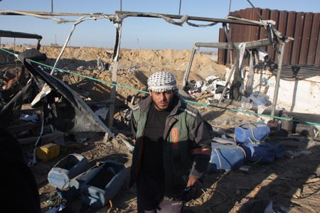 Israeli airplanes raid Gaza after rocket attacks