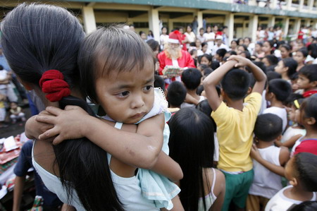 Eruption of Mayon volcano forces thousands to evacuate
