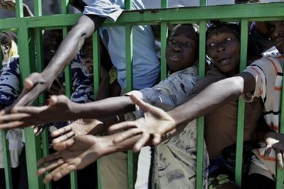 More troops, aid go to Haiti, but hunger persists