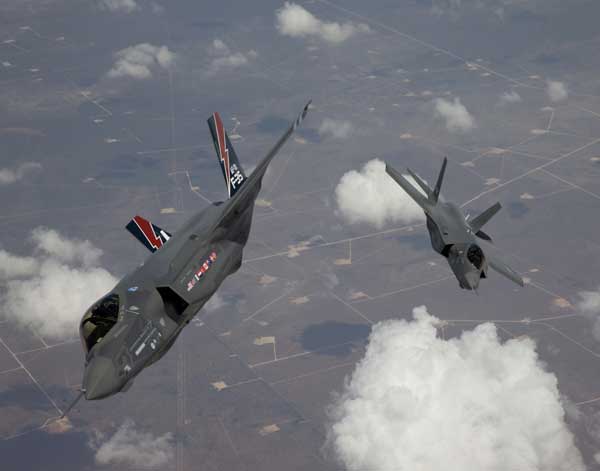 Lockheed network hit by major disruption-sources