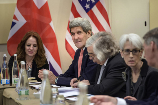 Iran nuclear talks near deadline, differences remain