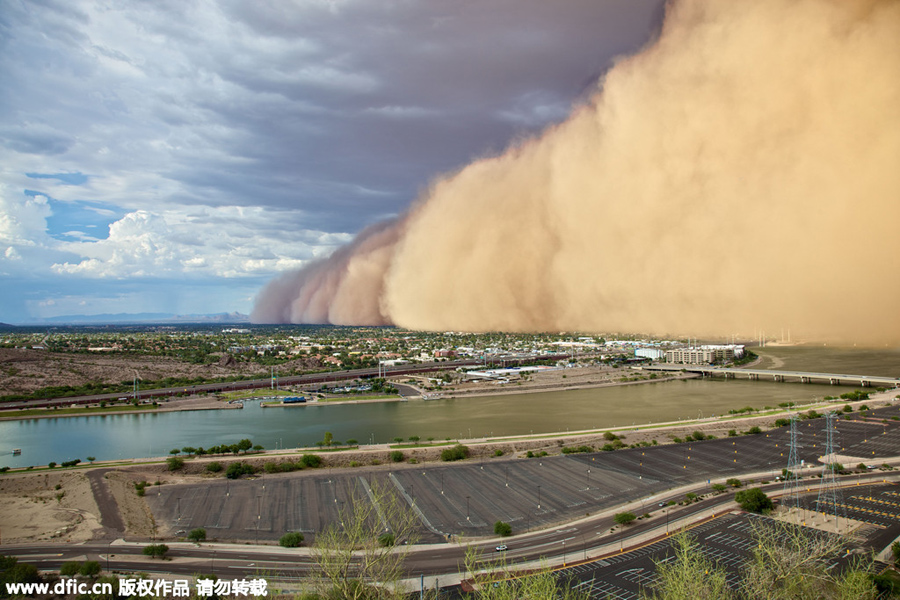 Sandstorms envelope global cities