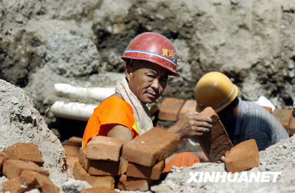 熱浪席卷全國17省市 多地區(qū)高溫超40℃(圖)
