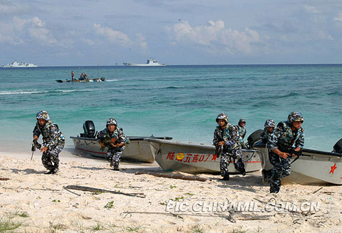 海軍西沙某部搶灘登陸演練