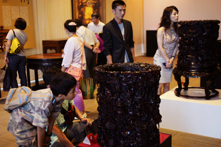 “紫檀的奧秘——中國(guó)紫檀博物館館藏珍品特展”在臺(tái)北隆重開幕